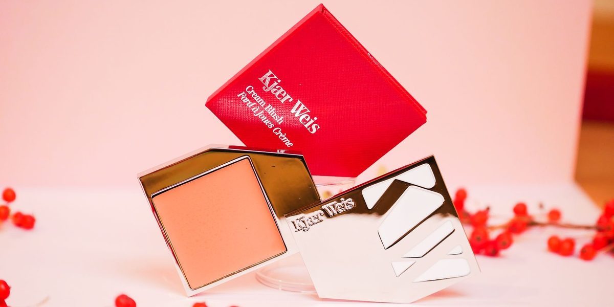 Cream Blush vs. Powder Blush: Which Formula Actually Wins?