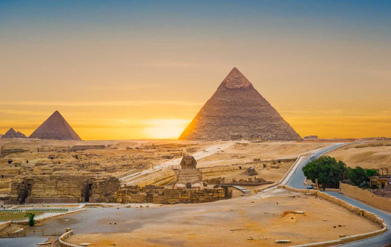  A Visitor's Guide to Egypt's Iconic Landmarks